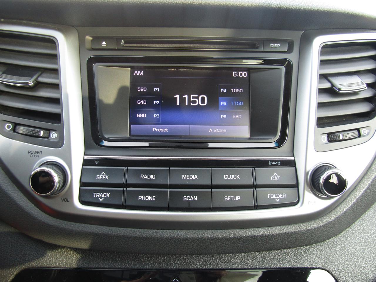 2017 Hyundai Tucson SE,Pano,Camera,Bluetooth,Blind Spots,Alloy*Certified* Photo