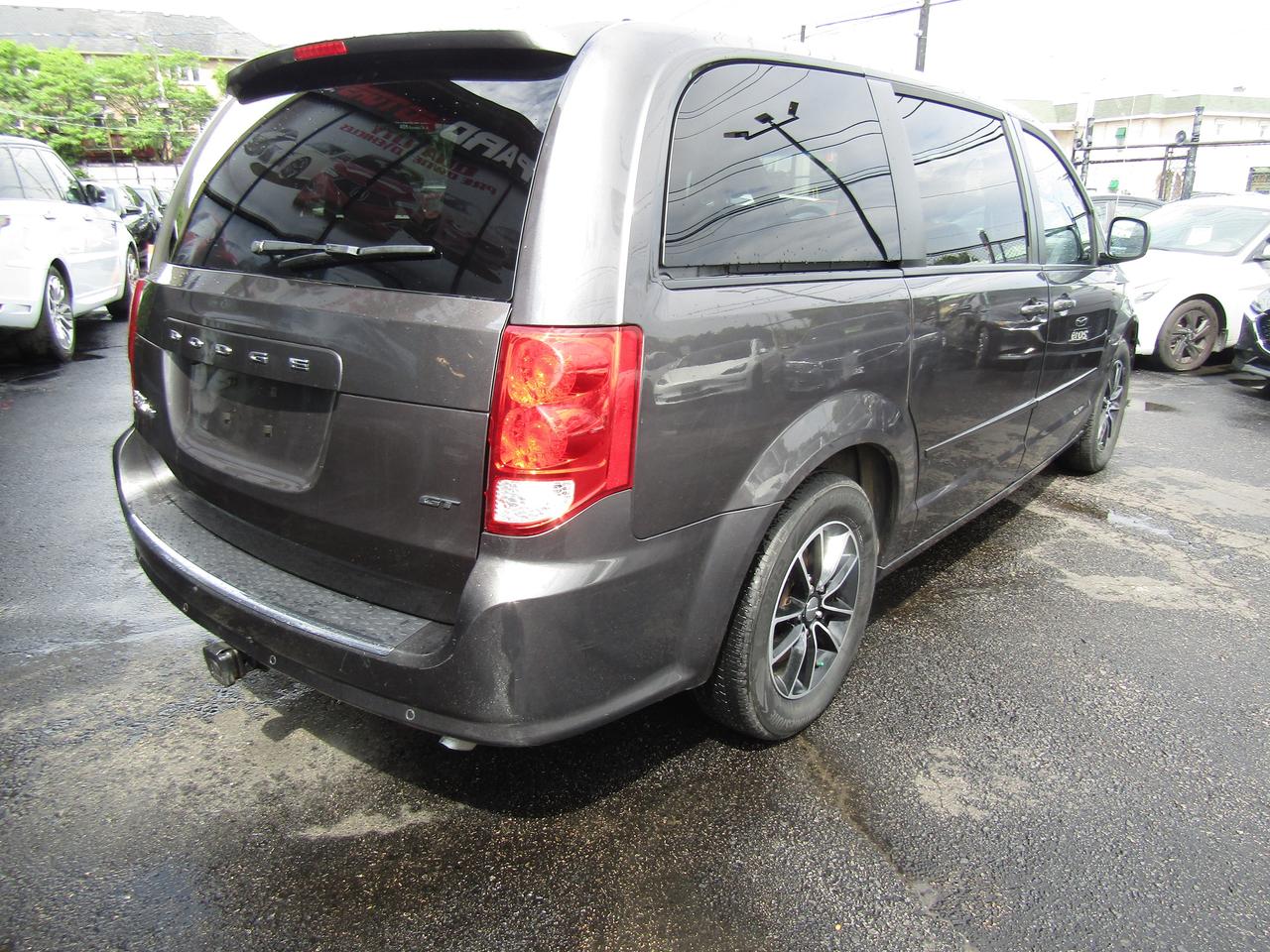 2017 Dodge Grand Caravan GT,7Pass,DVD,Navi,Blind Spot,Leather,Camera,*One Owner*Certified* Photo