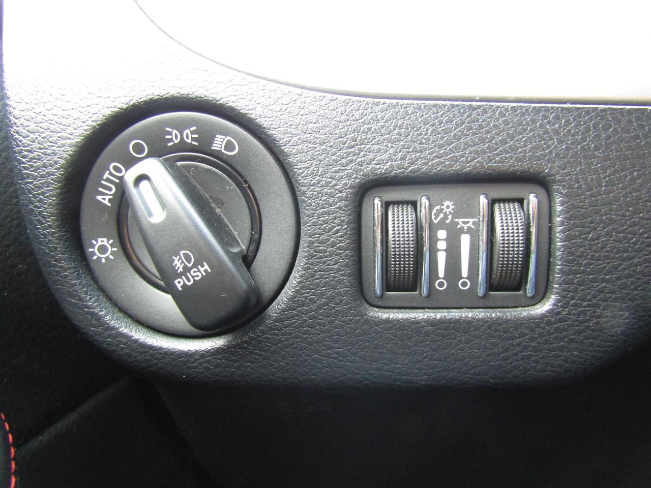 2017 Dodge Grand Caravan GT,7Pass,DVD,Navi,Blind Spot,Leather,Camera,*One Owner*Certified* Photo