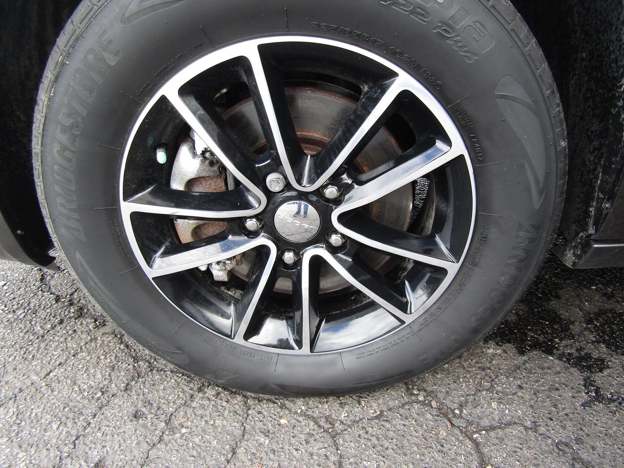 2017 Dodge Grand Caravan GT,7Pass,DVD,Navi,Blind Spot,Leather,Camera,*One Owner*Certified* Photo