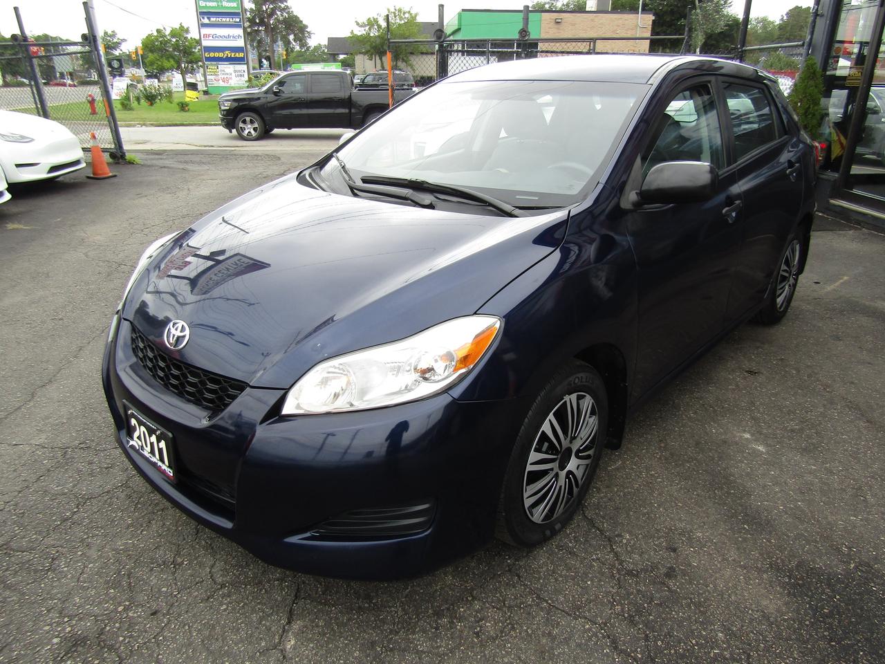 2011 Toyota Matrix CE,Climate Ctrl,Automatic Trans*No Accident*Certified* Photo2