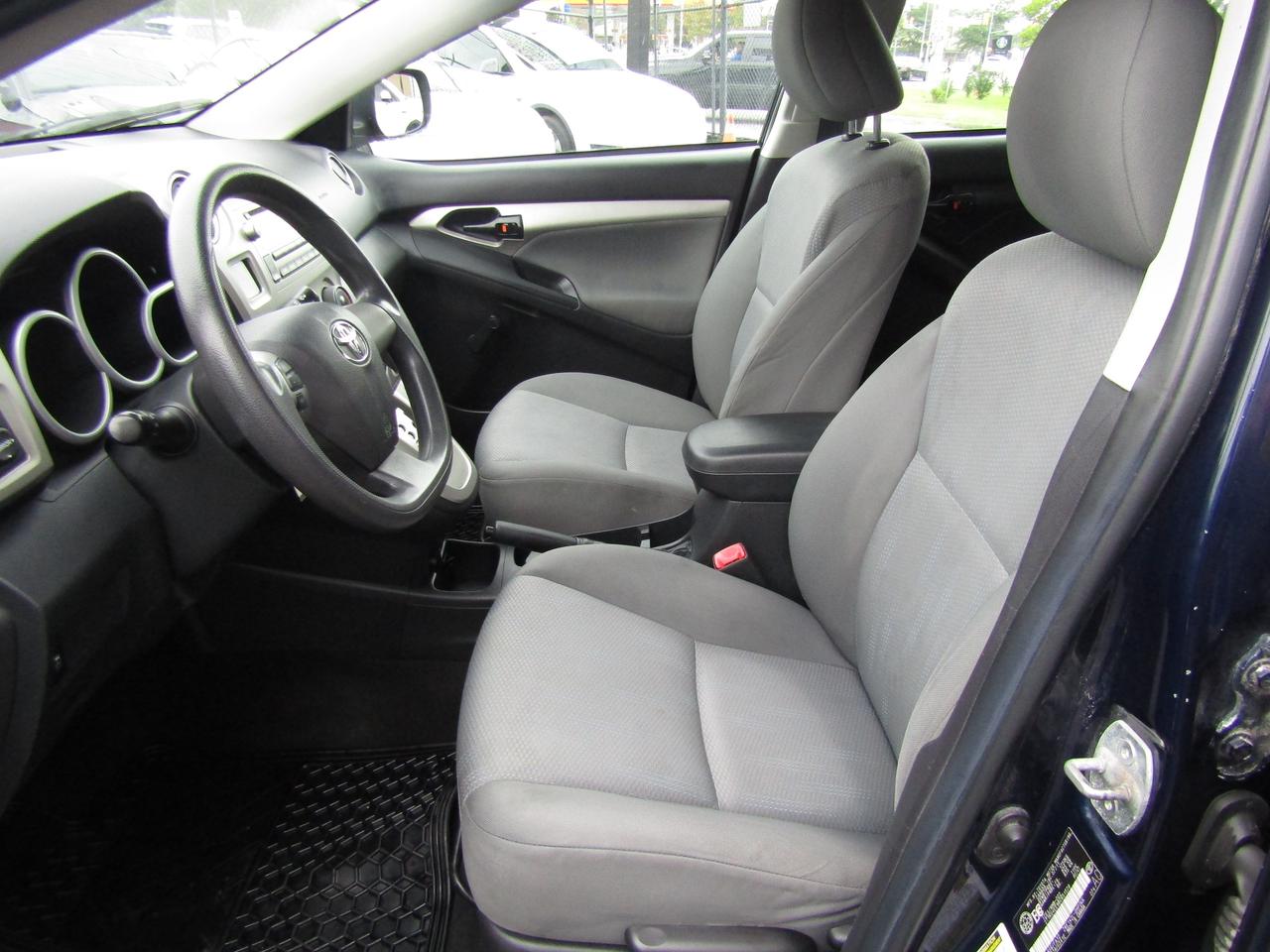 2011 Toyota Matrix CE,Climate Ctrl,Automatic Trans*No Accident*Certified* Photo