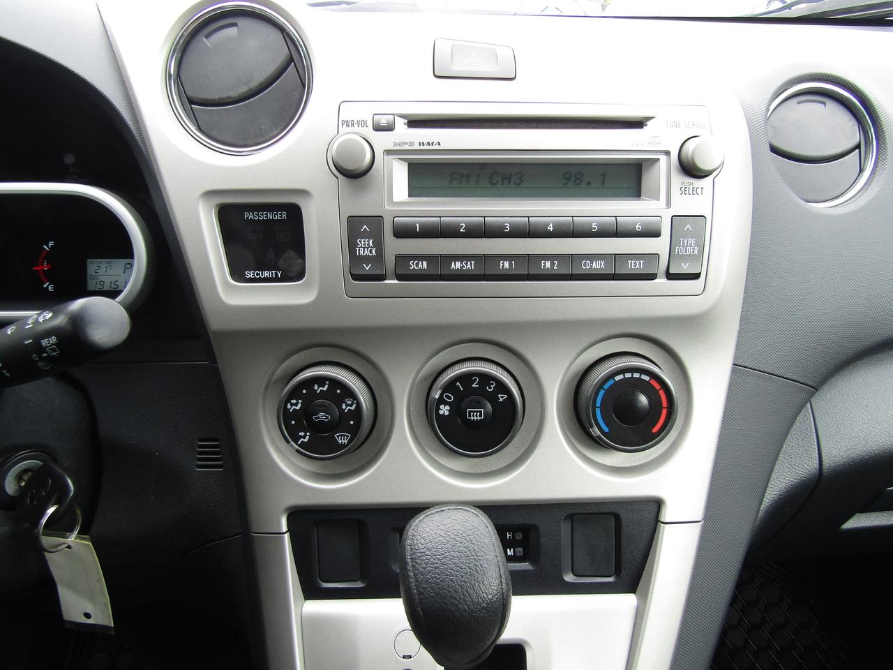 2011 Toyota Matrix CE,Climate Ctrl,Automatic Trans*No Accident*Certified* Photo