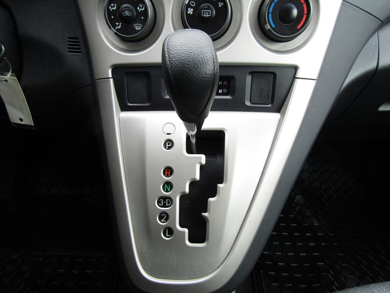 2011 Toyota Matrix CE,Climate Ctrl,Automatic Trans*No Accident*Certified* Photo