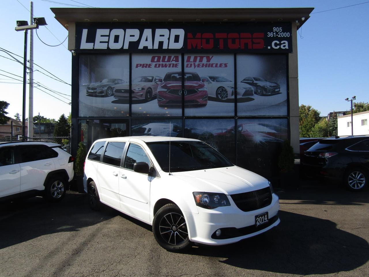 2014 Dodge Grand Caravan SXT,7Pass,Navi,Camera,DVD,Bluetooth*Certified* Photo0