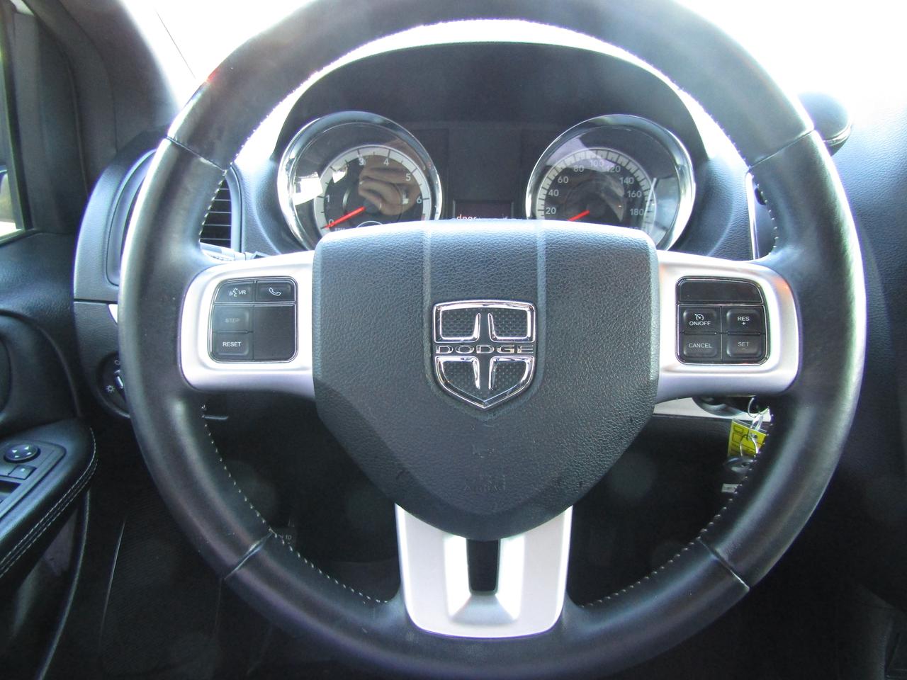 2014 Dodge Grand Caravan SXT,7Pass,Navi,Camera,DVD,Bluetooth*Certified* Photo