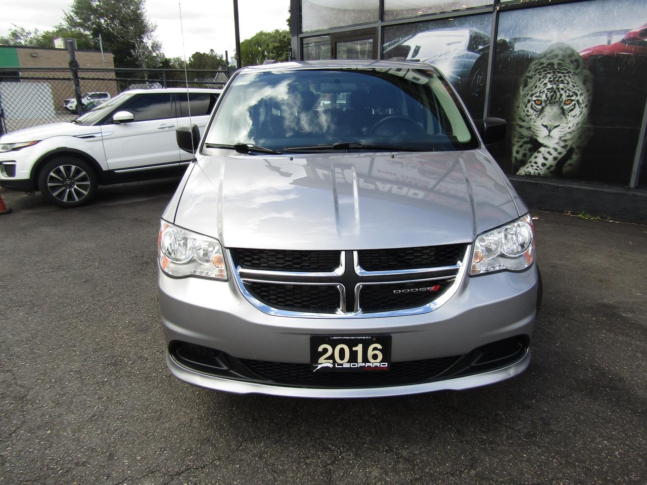 2016 Dodge Grand Caravan SE,7Passengers,Cruise Ctrl,Pwr Windows,LOW KM*Certified* Photo1
