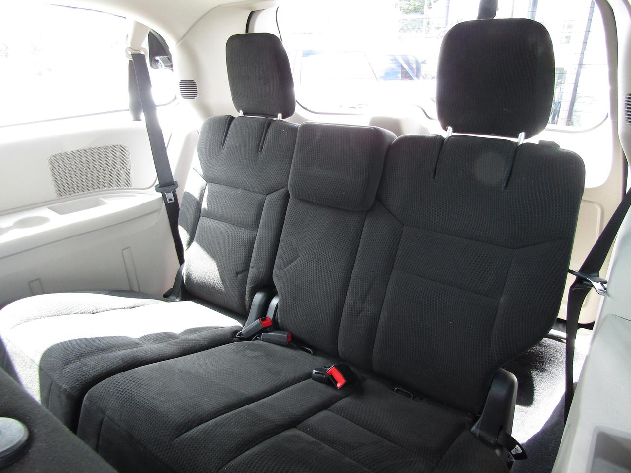 2016 Dodge Grand Caravan SE,7Passengers,Cruise Ctrl,Pwr Windows,LOW KM*Certified* Photo