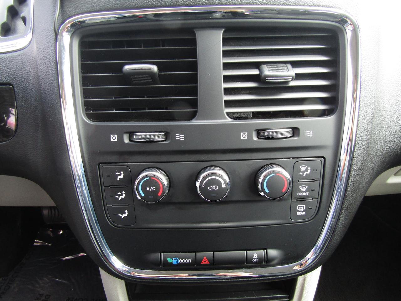 2016 Dodge Grand Caravan SE,7Passengers,Cruise Ctrl,Pwr Windows,LOW KM*Certified* Photo