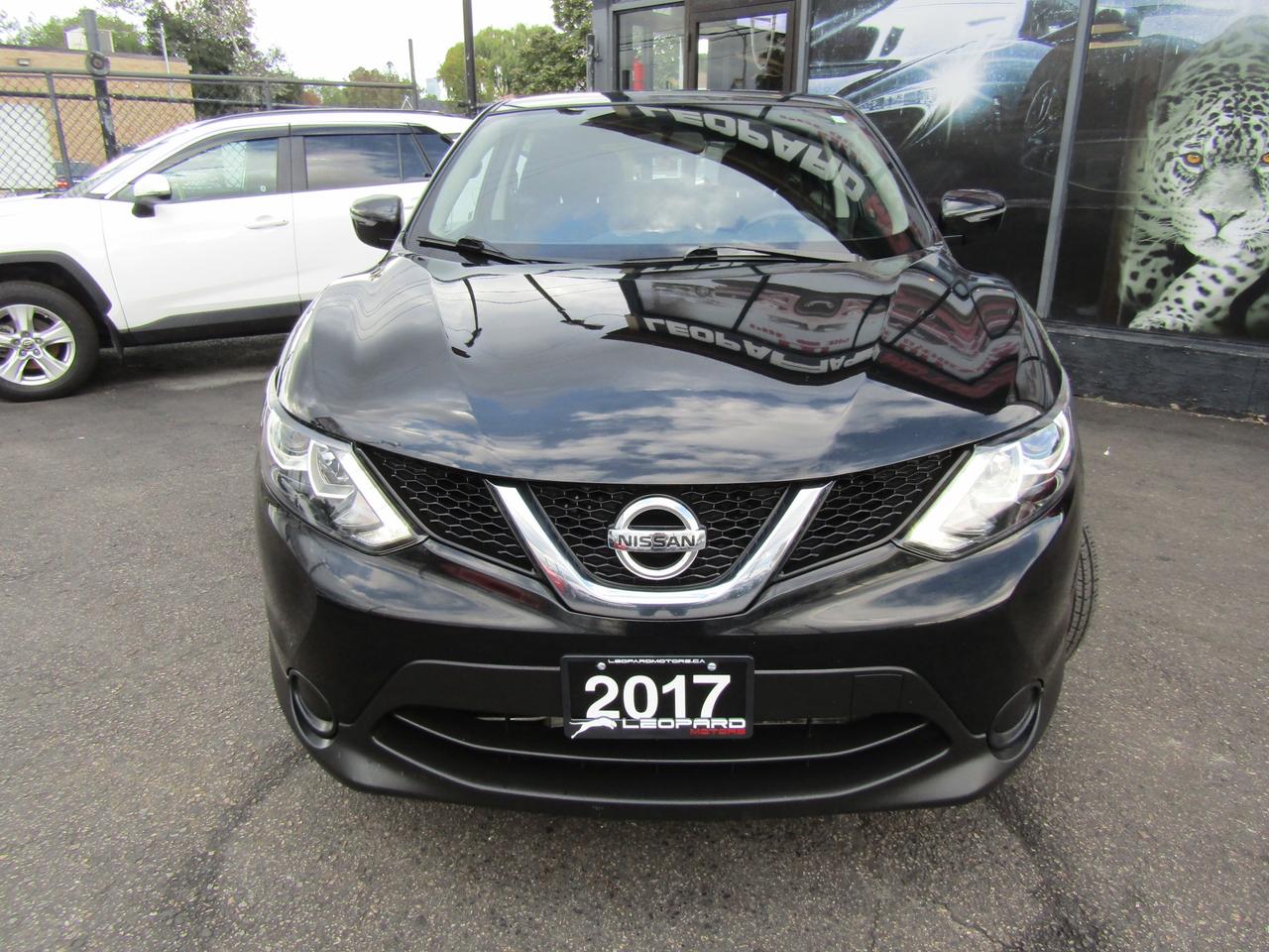 2017 Nissan Qashqai S,AWD,Camera,Heated Seats,Bluetooth,Alloy*Certified* Photo