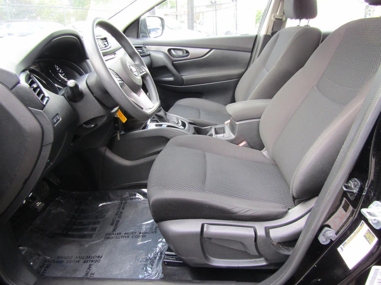 2017 Nissan Qashqai S,AWD,Camera,Heated Seats,Bluetooth,Alloy*Certified* Photo