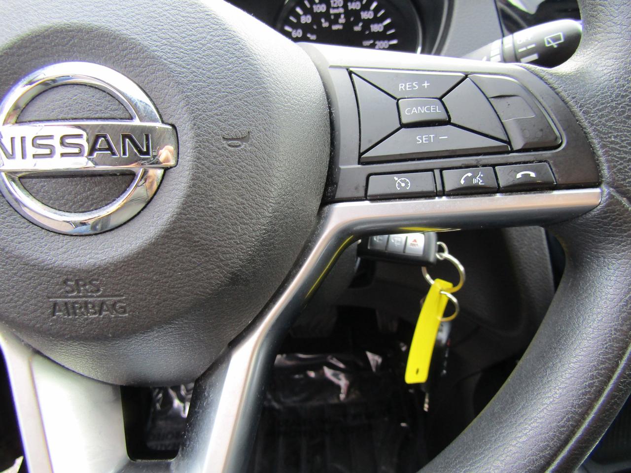 2017 Nissan Qashqai S,AWD,Camera,Heated Seats,Bluetooth,Alloy*Certified* Photo