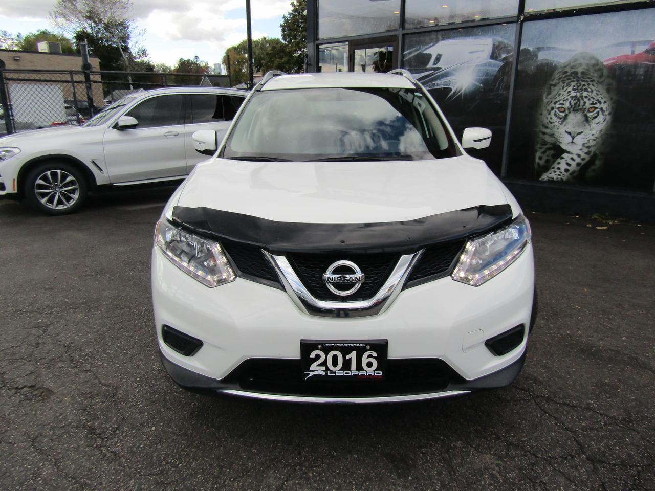 2016 Nissan Rogue SV,Camera,Bluetooth,Heated Seats,Push to Start*Certified* Photo5