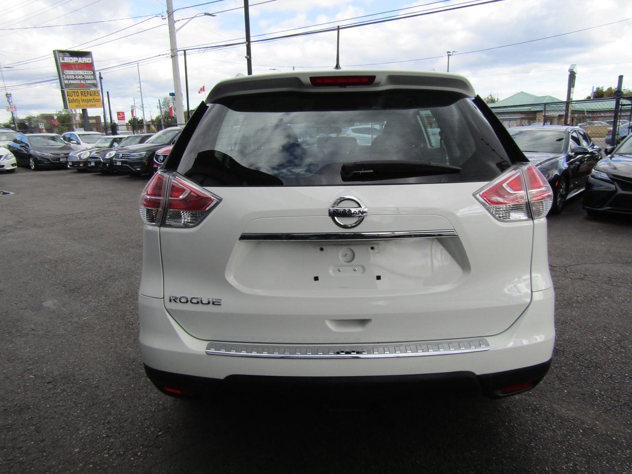 2016 Nissan Rogue SV,Camera,Bluetooth,Heated Seats,Push to Start*Certified* Photo