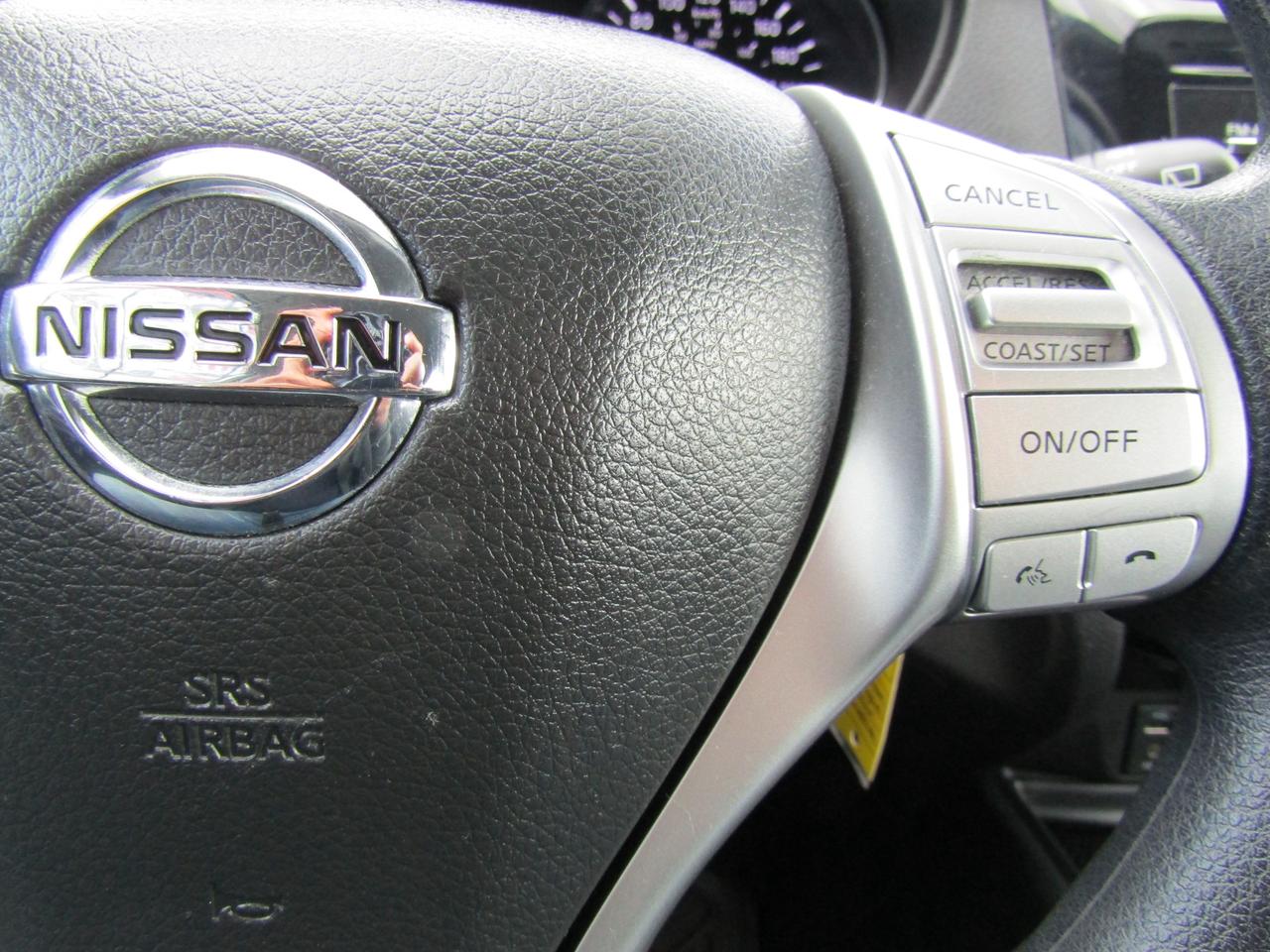 2016 Nissan Rogue SV,Camera,Bluetooth,Heated Seats,Push to Start*Certified* Photo