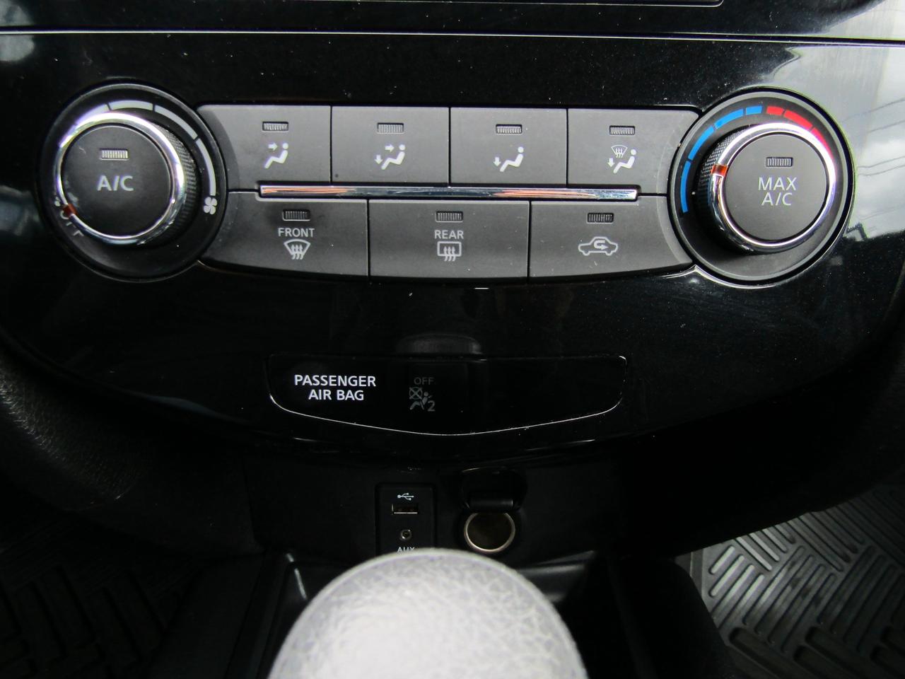 2016 Nissan Rogue SV,Camera,Bluetooth,Heated Seats,Push to Start*Certified* Photo