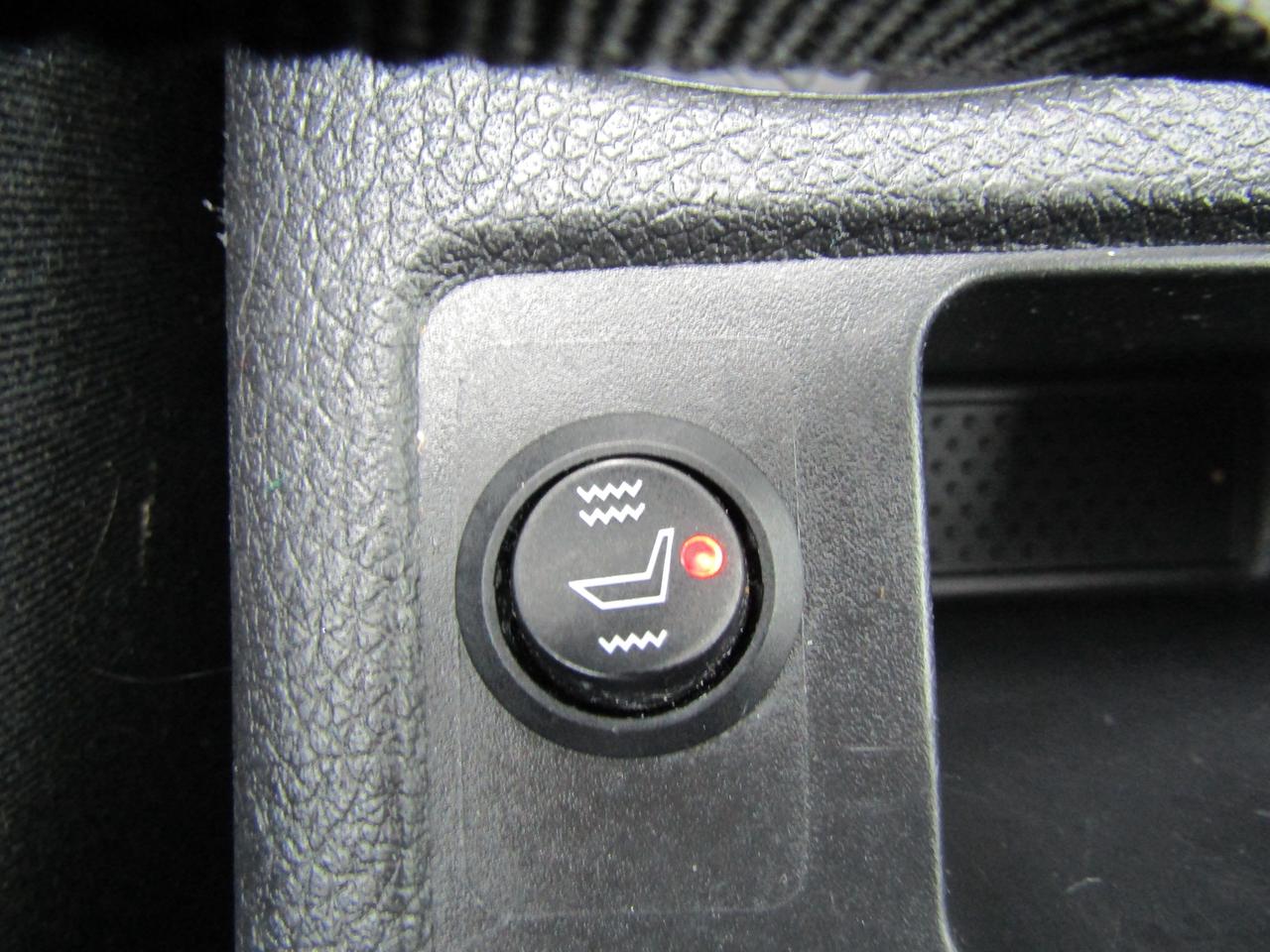 2016 Nissan Rogue SV,Camera,Bluetooth,Heated Seats,Push to Start*Certified* Photo