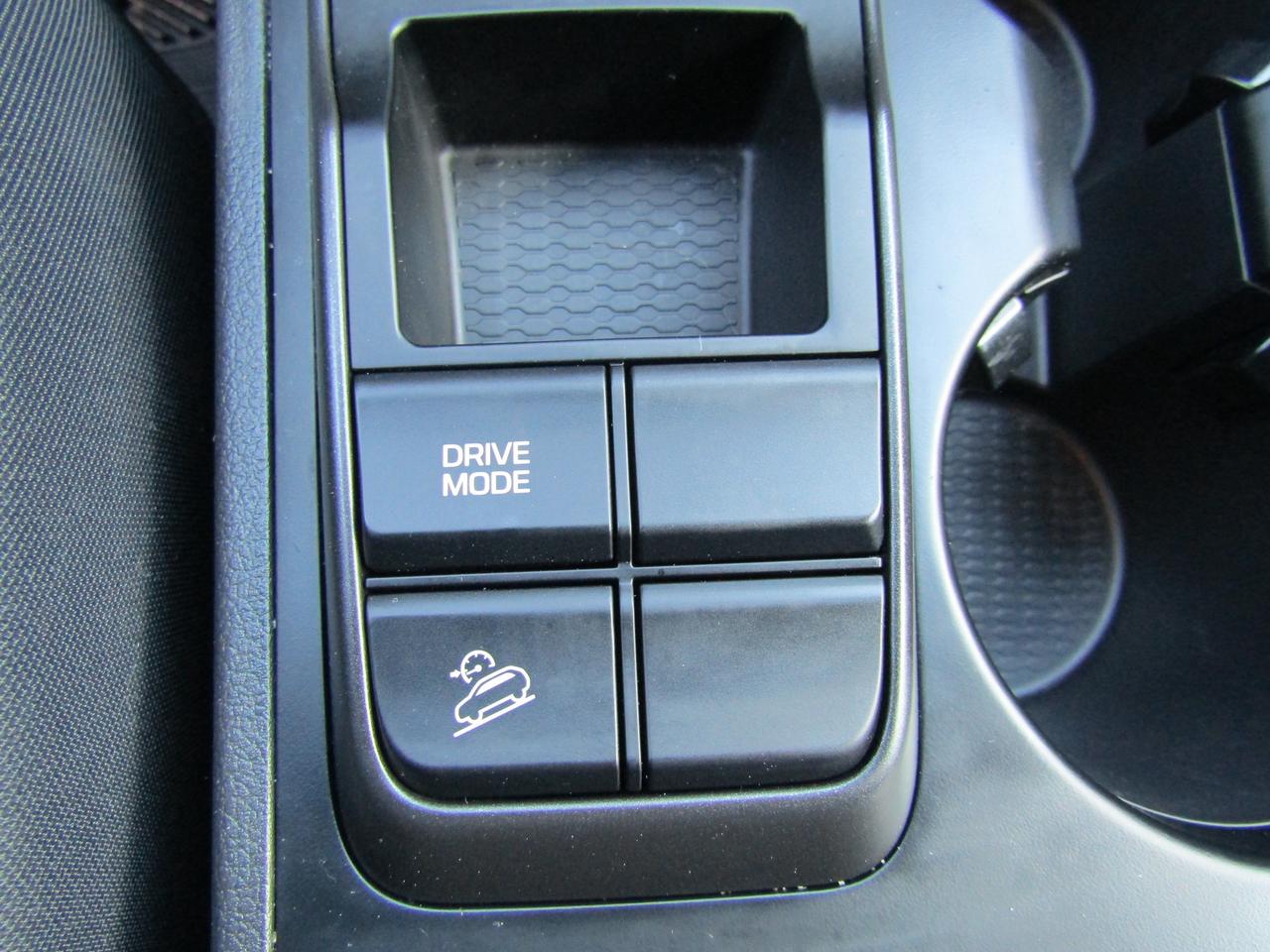 2020 Hyundai Tucson Value,Camera,Lane Assist,Collision Warning,Keyless Entry*Certified* Photo