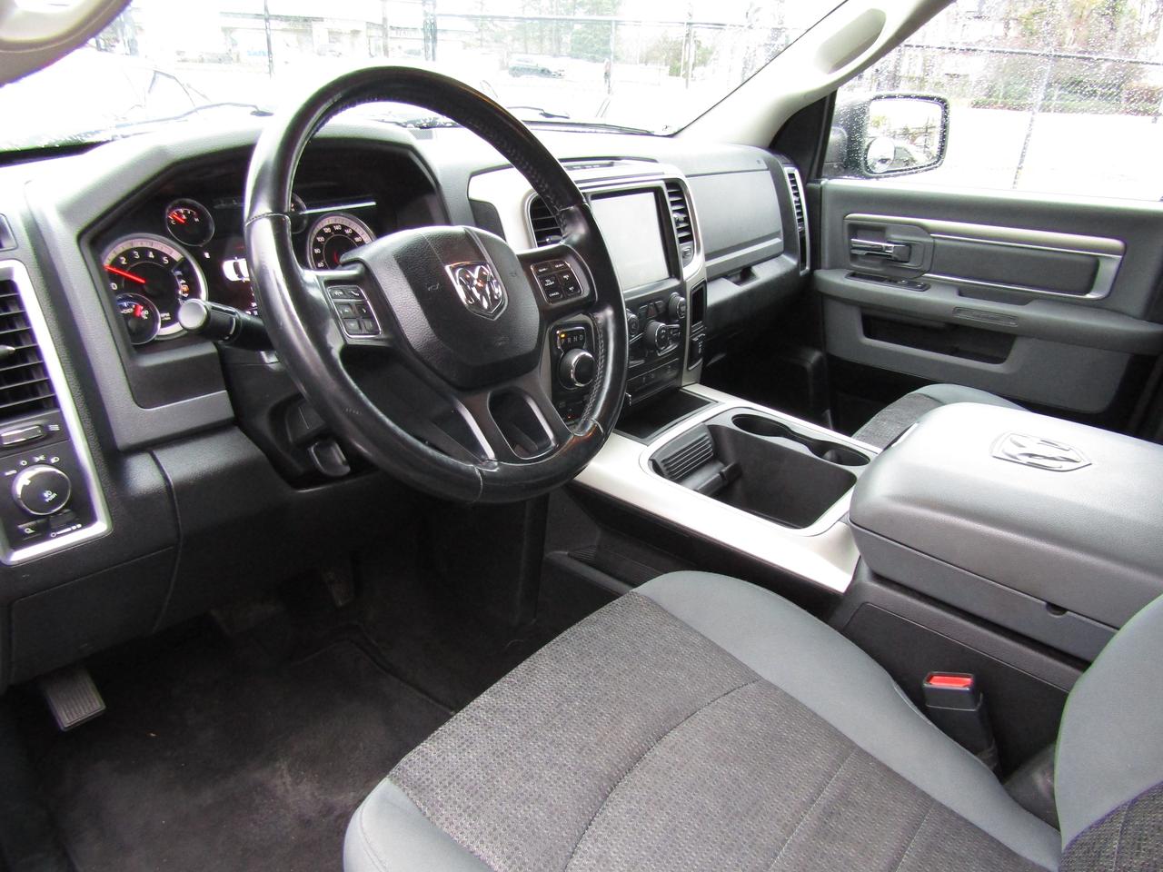 2015 RAM 1500 Diesel,Big Horn,4X4,Camera,Alloy,Pwr Seats & locks & Windows*Certified* Photo