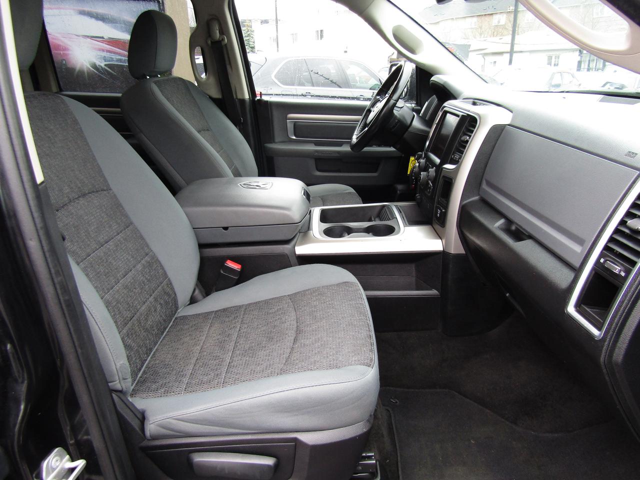 2015 RAM 1500 Diesel,Big Horn,4X4,Camera,Alloy,Pwr Seats & locks & Windows*Certified* Photo