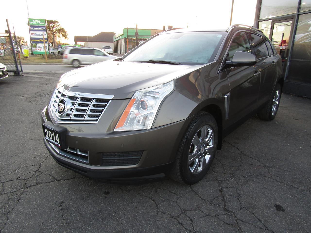 2014 Cadillac SRX Luxury, AWD, Navi, Pano, Leather **AS IS** Photo