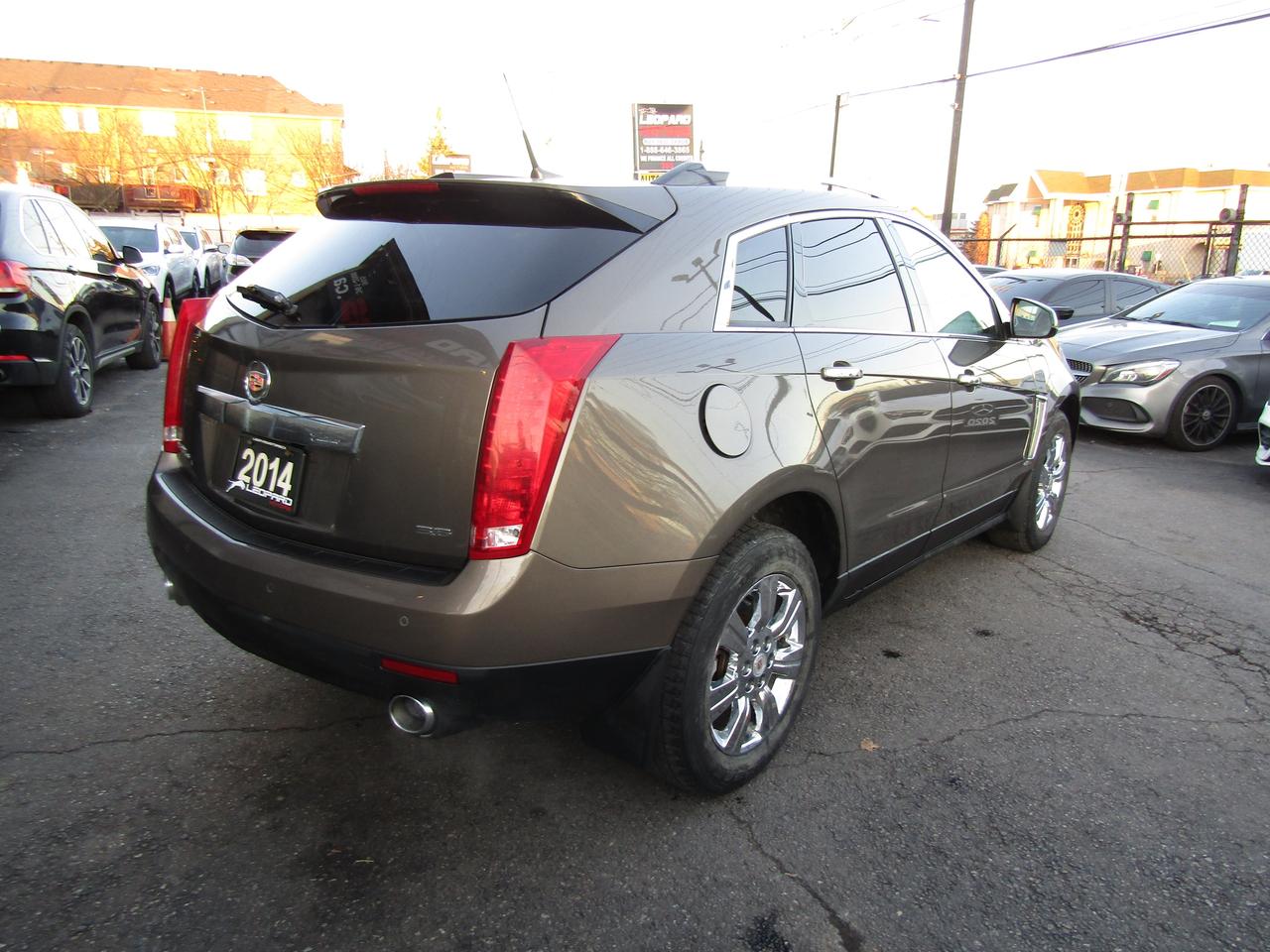 2014 Cadillac SRX Luxury, AWD, Navi, Pano, Leather **AS IS** Photo