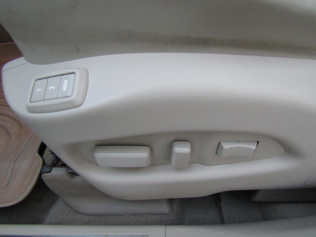 2014 Cadillac SRX Luxury, AWD, Navi, Pano, Leather **AS IS** Photo