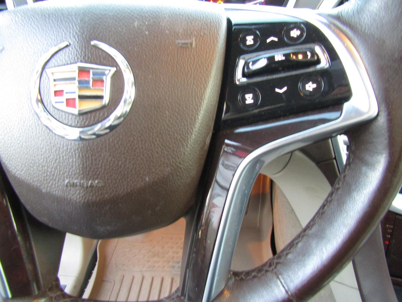 2014 Cadillac SRX Luxury, AWD, Navi, Pano, Leather **AS IS** Photo