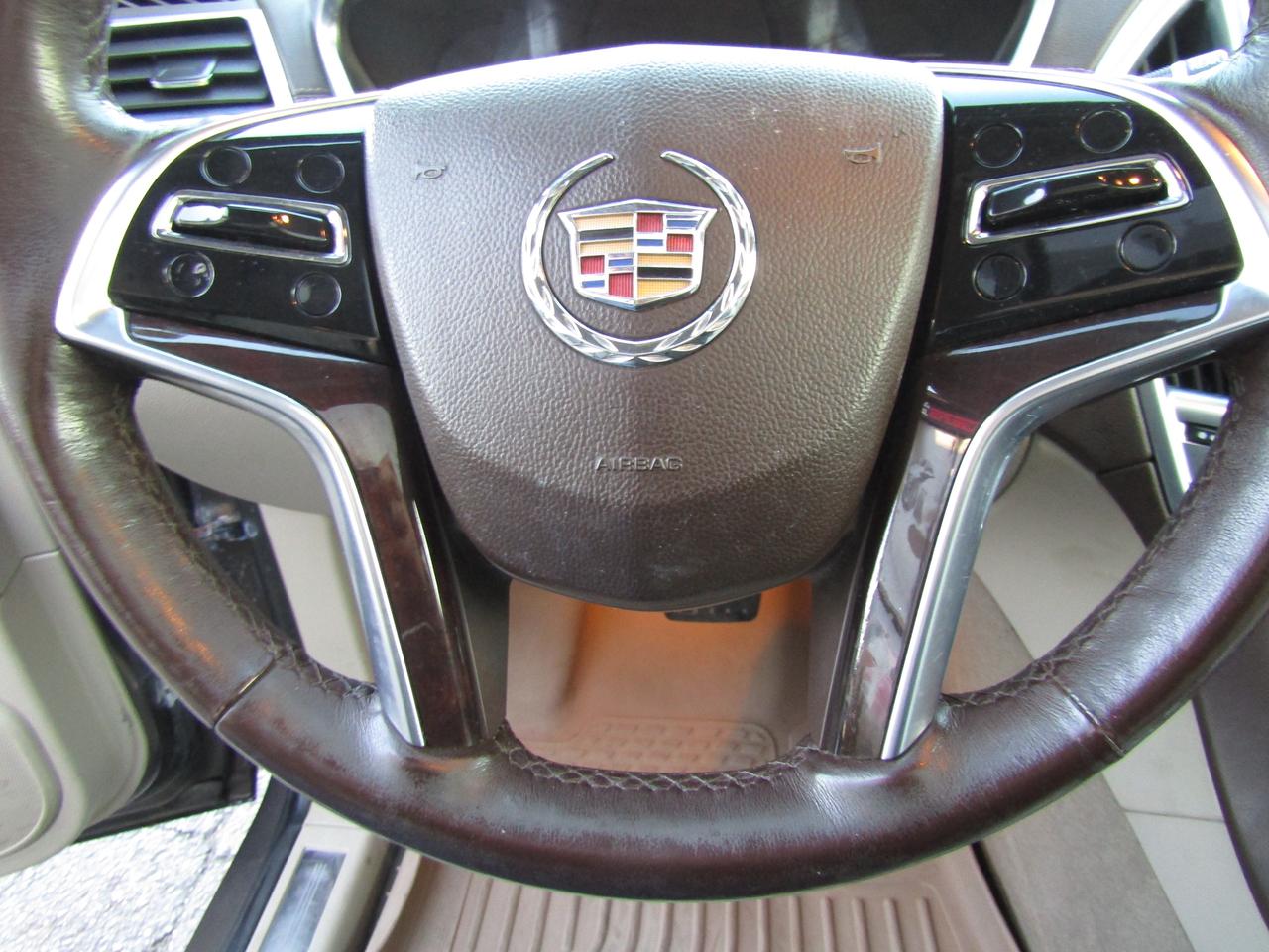 2014 Cadillac SRX Luxury, AWD, Navi, Pano, Leather **AS IS** Photo