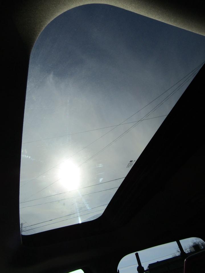 2015 GMC Acadia SLT, 7Pass, Camera, Sunroof, Heated Seats *Certified* Photo