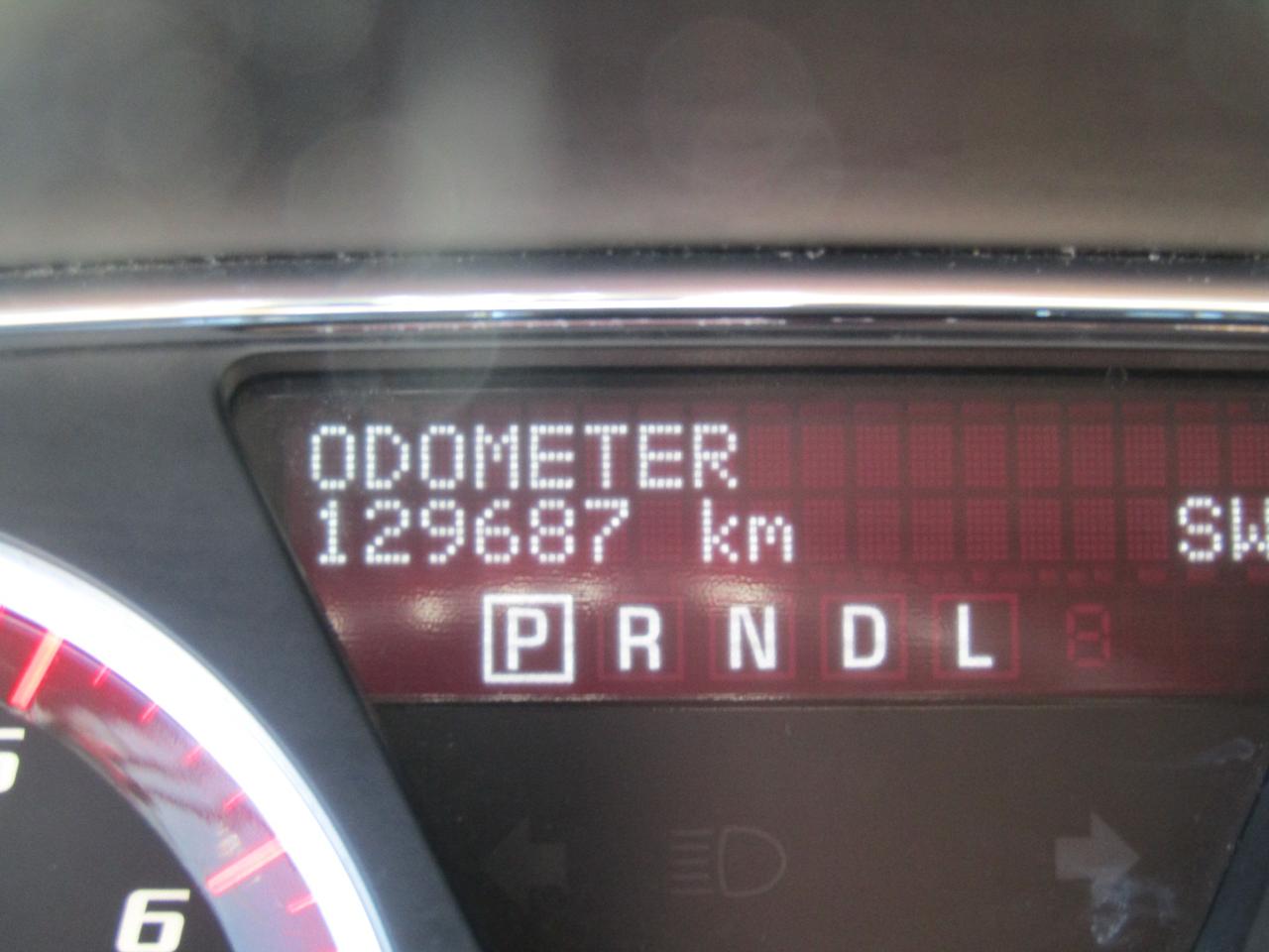 2015 GMC Acadia SLT, 7Pass, Camera, Sunroof, Heated Seats *Certified* Photo