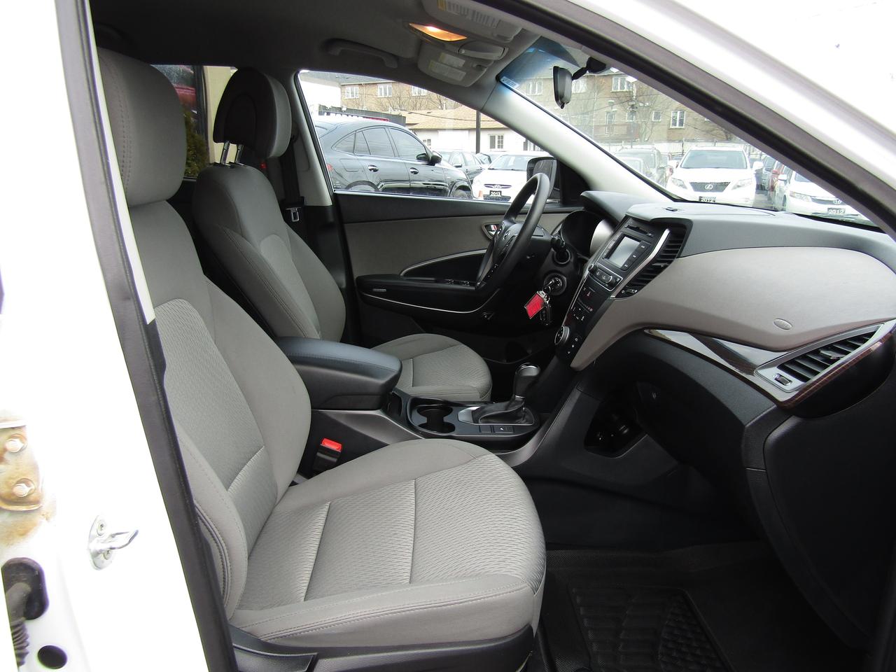 2017 Hyundai Santa Fe Sport, Camera, Heated Seats, Bluetooth, Alloy, *Certified* Photo