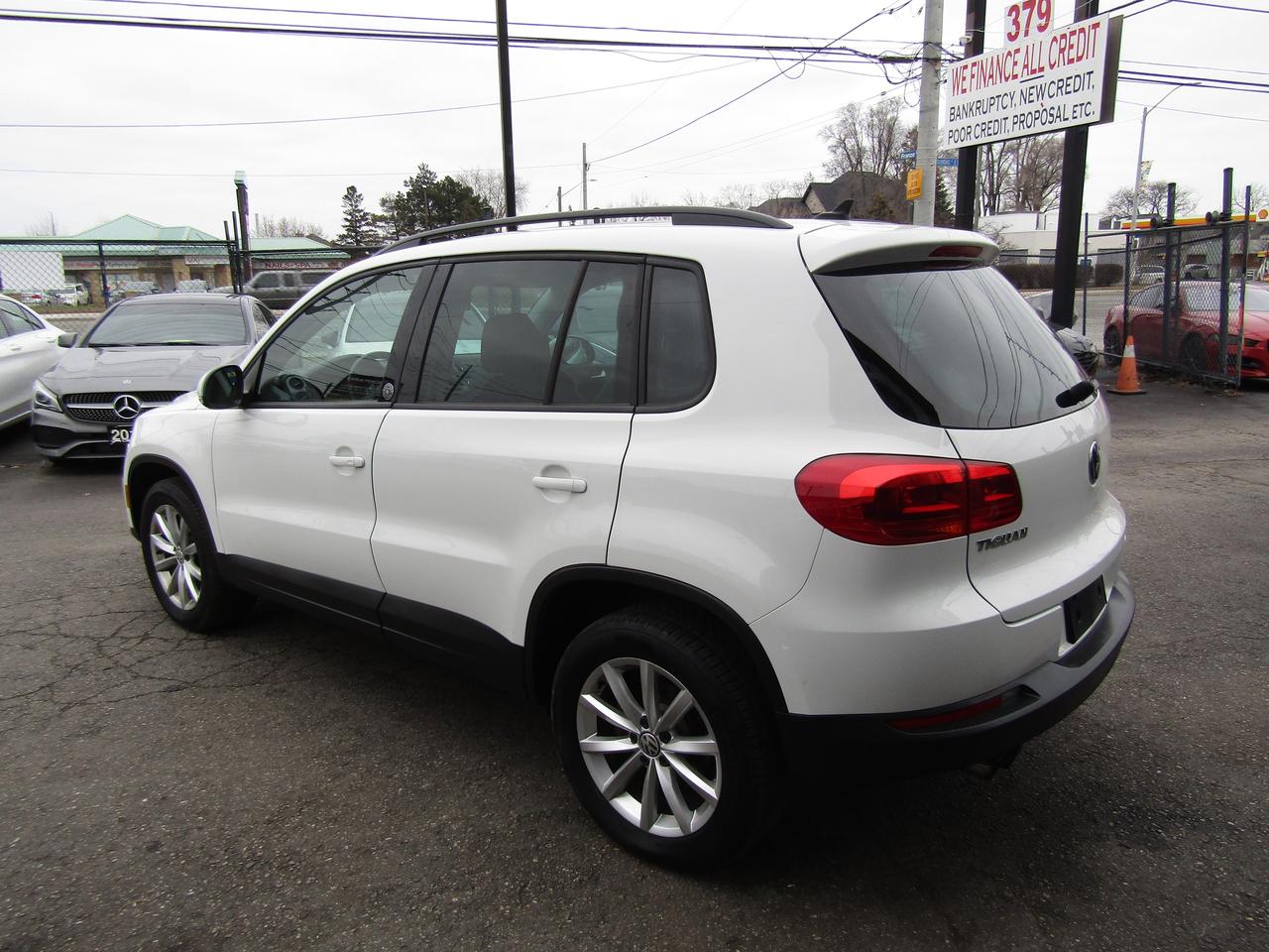 2017 Volkswagen Tiguan Wolfsburg,4Motion,Pano,Leather,Camera*Certified* Photo4