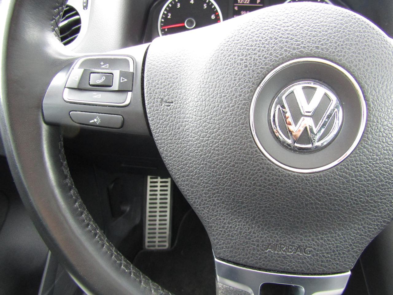 2017 Volkswagen Tiguan Wolfsburg,4Motion,Pano,Leather,Camera*Certified* Photo