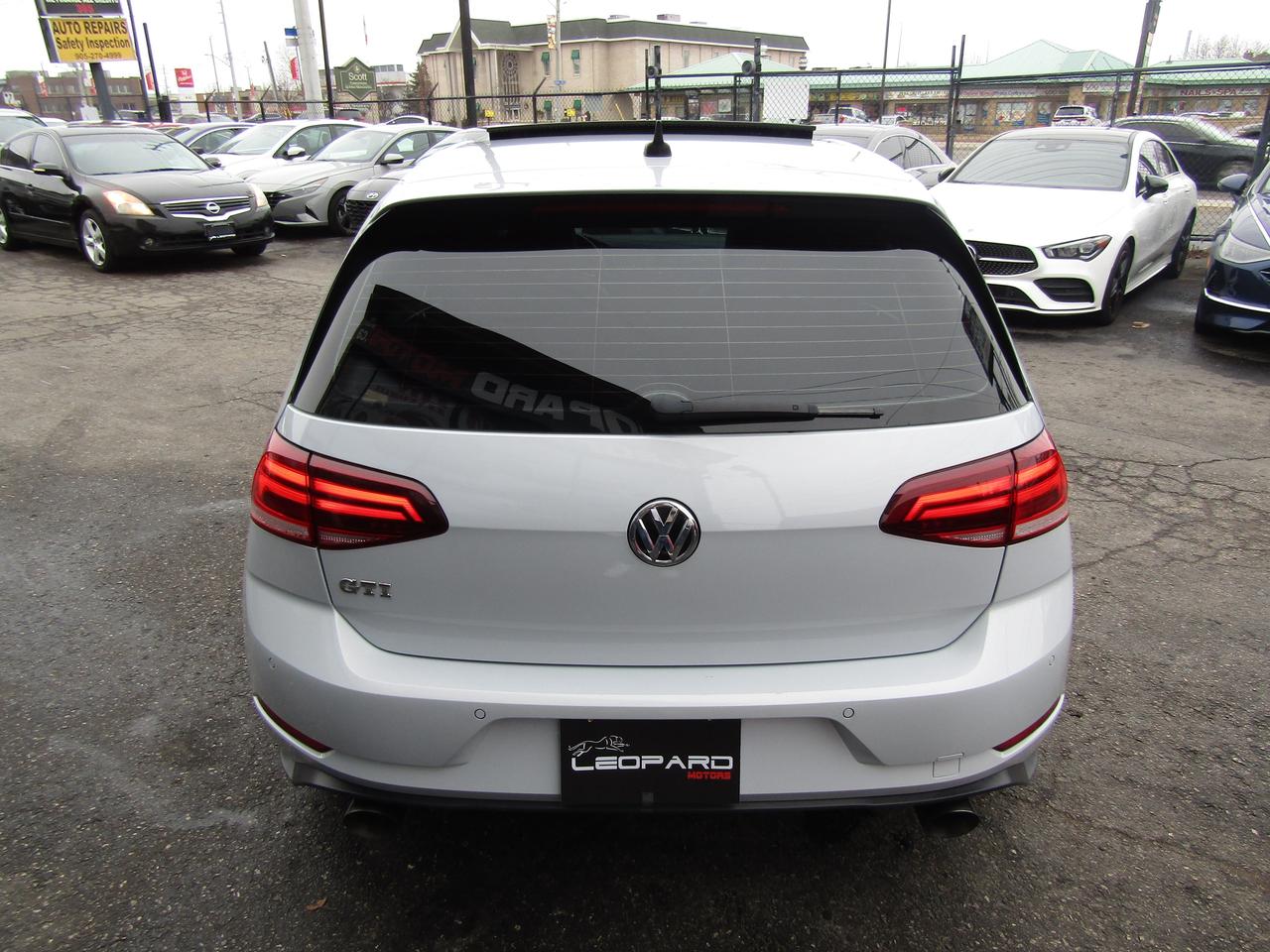 2018 Volkswagen Golf GTI Autobahn, Camera, Navi, Sunroof, Pwr Seats, Bluetooth*Certified* Photo