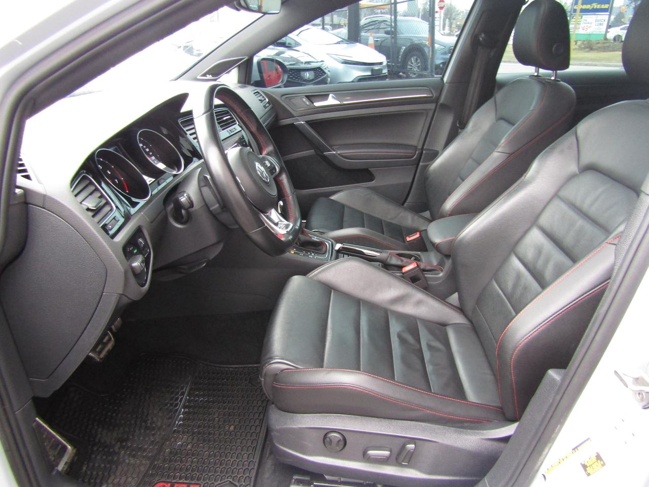 2018 Volkswagen Golf GTI Autobahn, Camera, Navi, Sunroof, Pwr Seats, Bluetooth*Certified* Photo