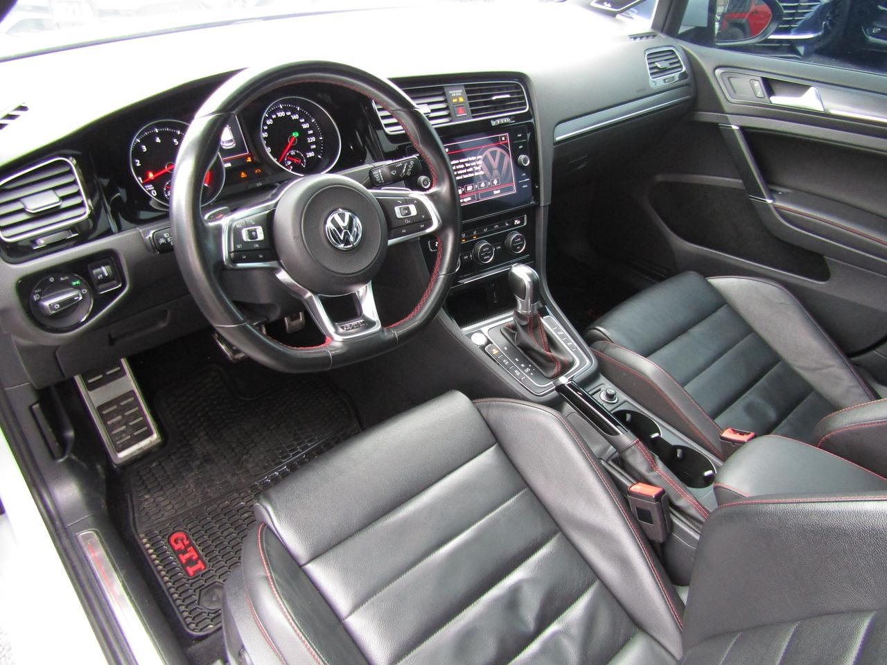 2018 Volkswagen Golf GTI Autobahn, Camera, Navi, Sunroof, Pwr Seats, Bluetooth*Certified* Photo