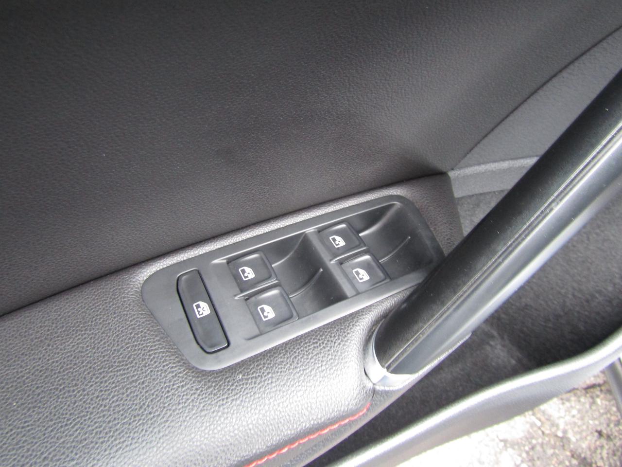 2018 Volkswagen Golf GTI Autobahn, Camera, Navi, Sunroof, Pwr Seats, Bluetooth*Certified* Photo