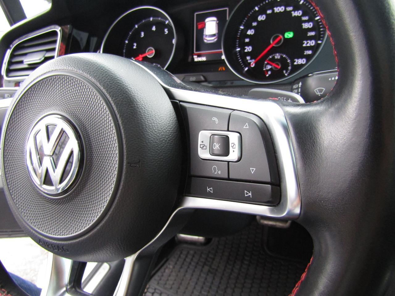 2018 Volkswagen Golf GTI Autobahn, Camera, Navi, Sunroof, Pwr Seats, Bluetooth*Certified* Photo