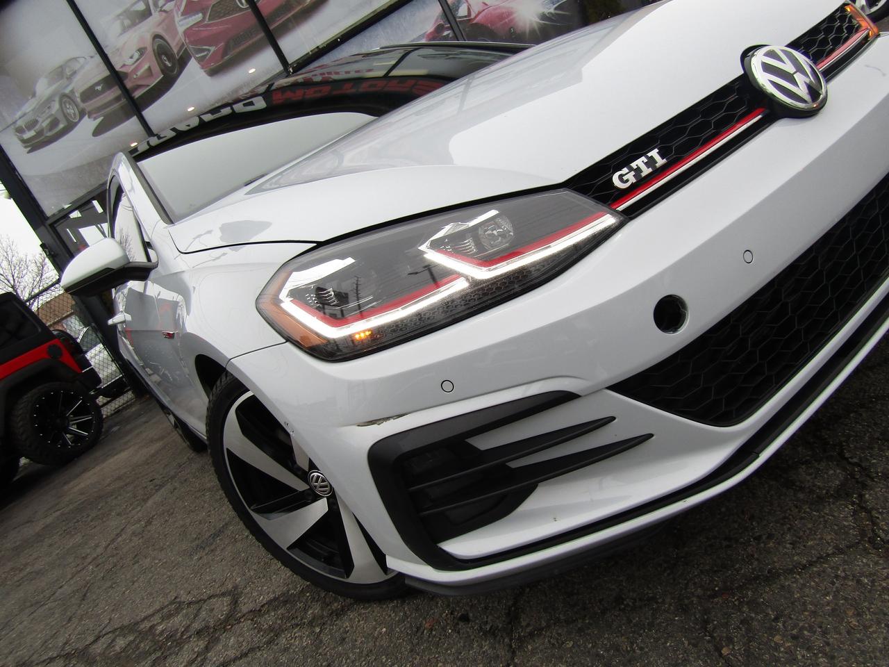 2018 Volkswagen Golf GTI Autobahn, Camera, Navi, Sunroof, Pwr Seats, Bluetooth*Certified* Photo