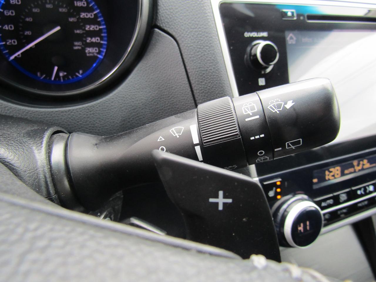 2018 Subaru Outback 3.6R Limited, ,AWD, Sunroof, Camera, Bluetooth, Alloy, *Certified* Photo