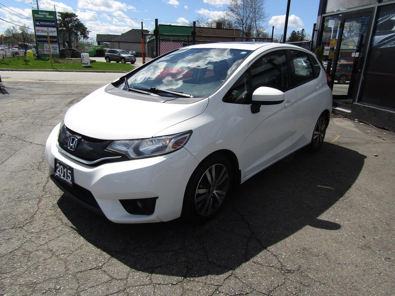 2015 Honda Fit EX, Sunroof, 2Camera, Heated Seats, *No Accident*Certified* Photo2