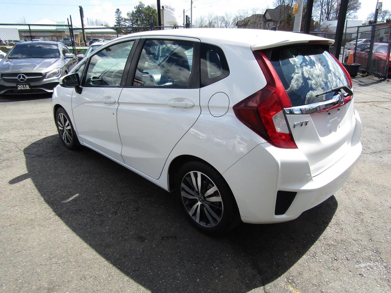 2015 Honda Fit EX, Sunroof, 2Camera, Heated Seats, *No Accident*Certified* Photo