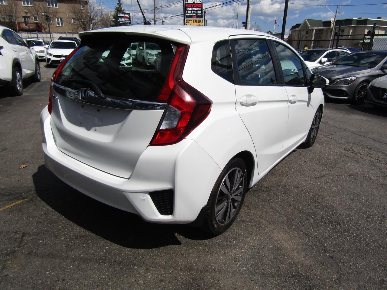 2015 Honda Fit EX, Sunroof, 2Camera, Heated Seats, *No Accident*Certified* Photo