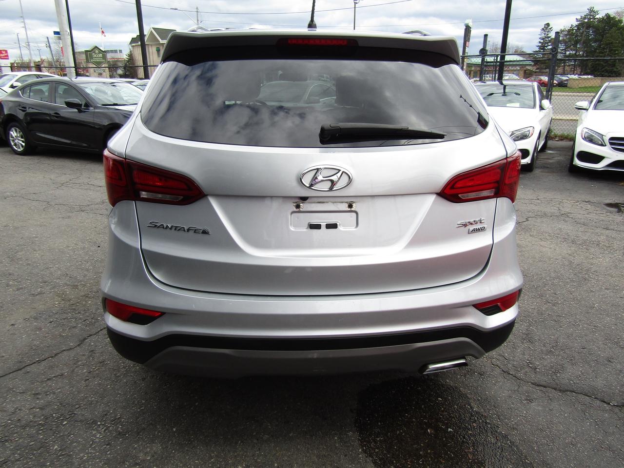 2018 Hyundai Santa Fe Sport, AWD, Camera, Heated Seats, ECO, *No Accident*Certified* Photo