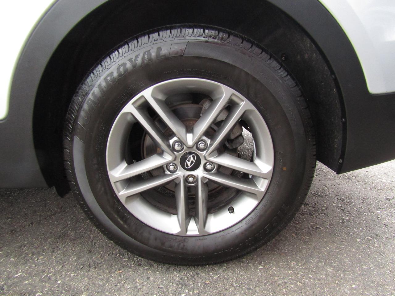 2018 Hyundai Santa Fe Sport, AWD, Camera, Heated Seats, ECO, *No Accident*Certified* Photo