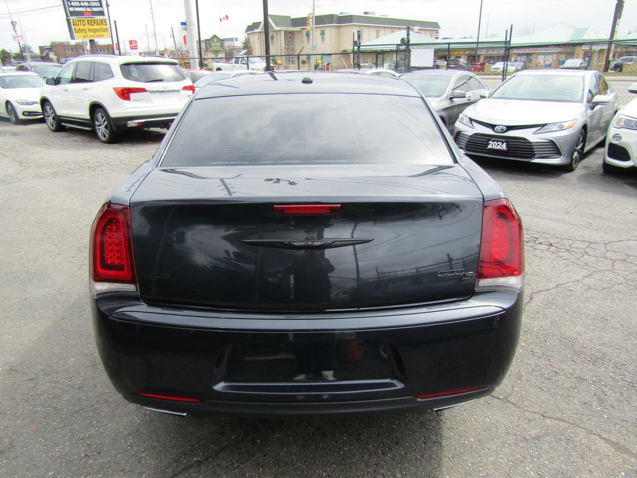 2017 Chrysler 300 S, AWD, Camera, Leather, Paddle Shifts, *Certified* Photo