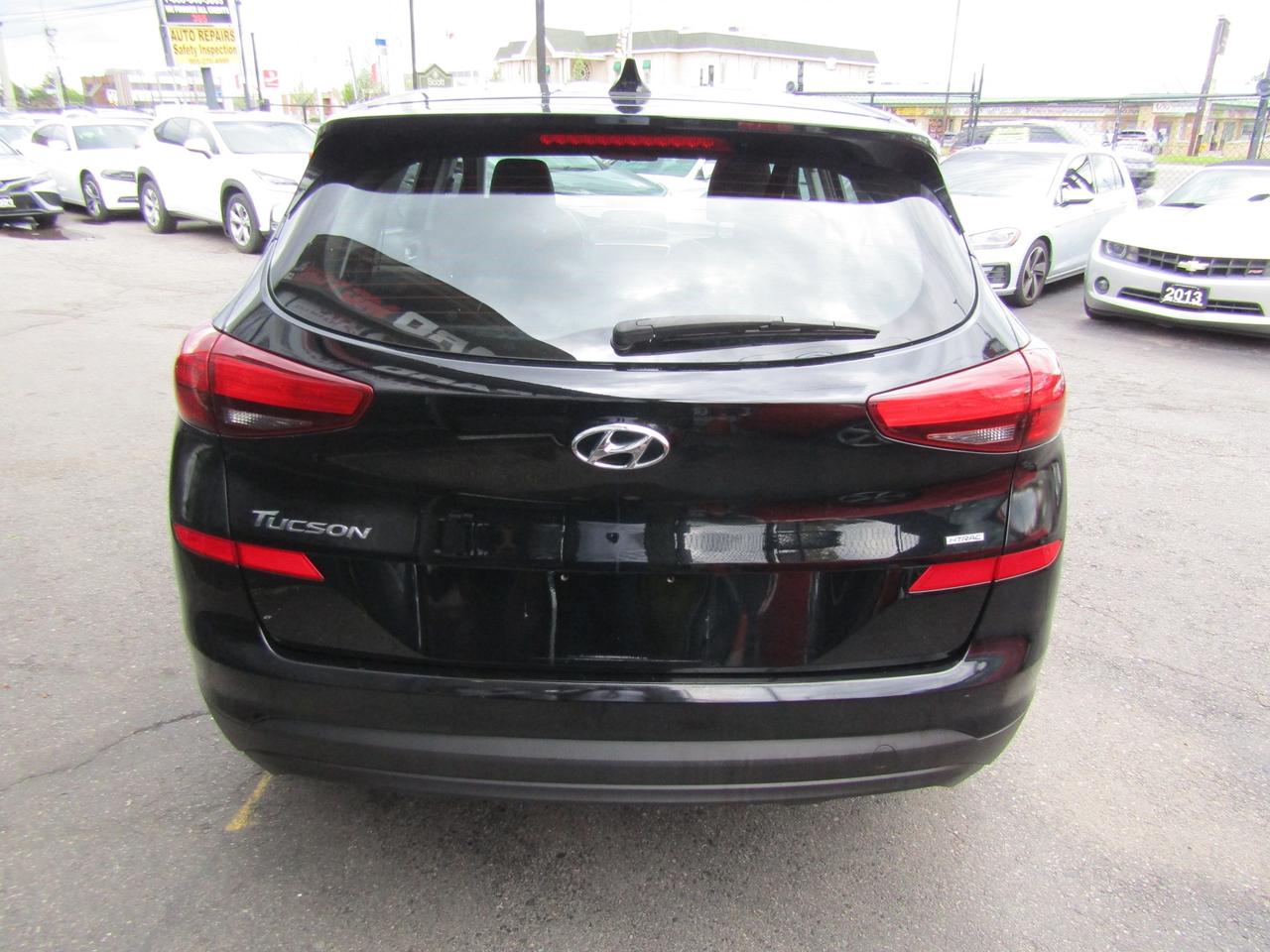 2019 Hyundai Tucson SE, Awd, Camera, Lane Assist, Alloy, *Certified* Photo