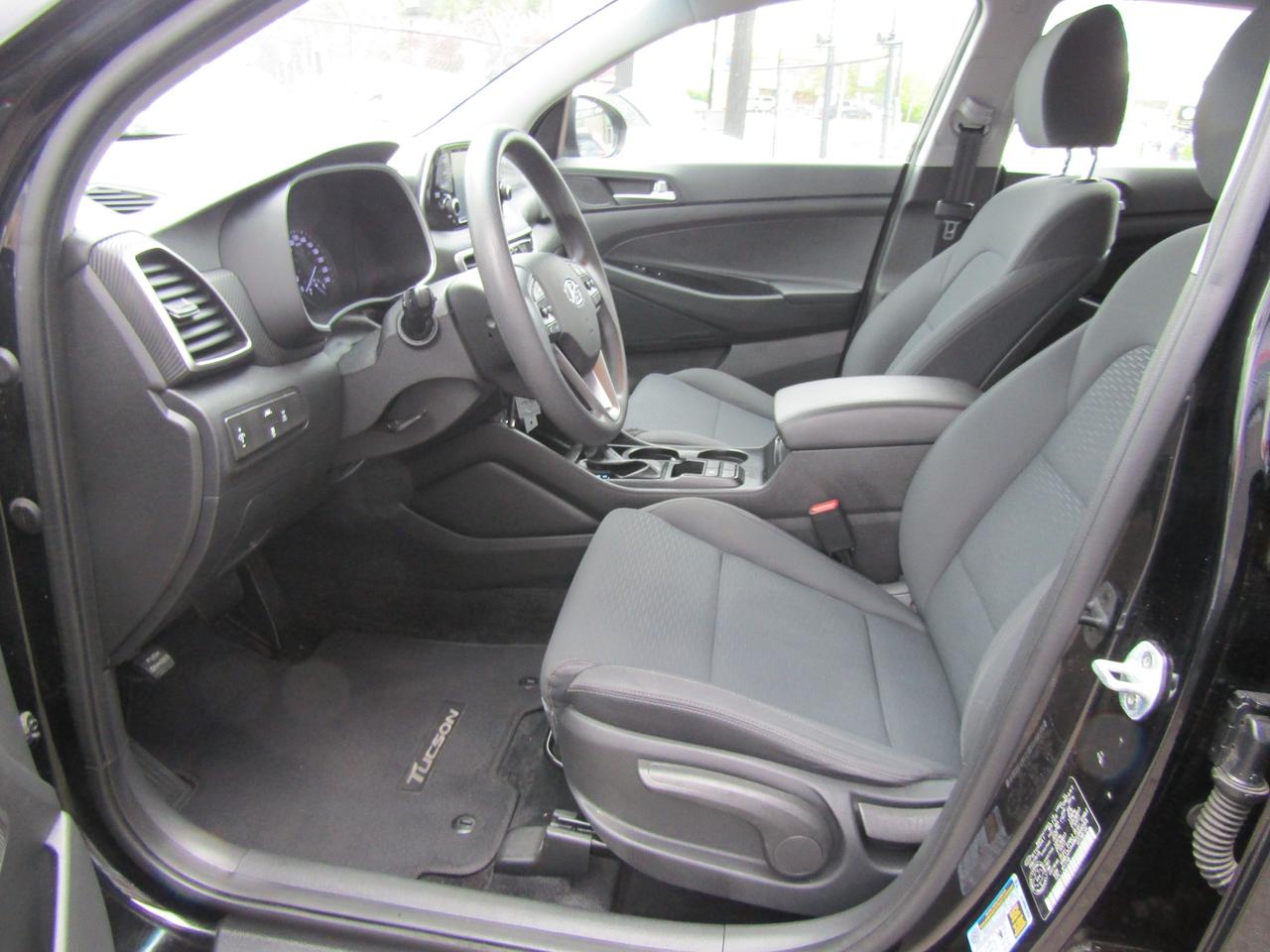 2019 Hyundai Tucson SE, Awd, Camera, Lane Assist, Alloy, *Certified* Photo