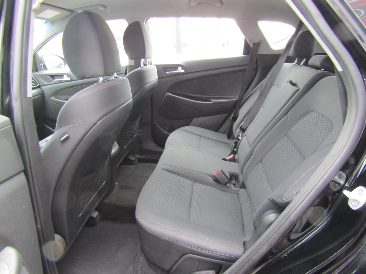 2019 Hyundai Tucson SE, Awd, Camera, Lane Assist, Alloy, *Certified* Photo